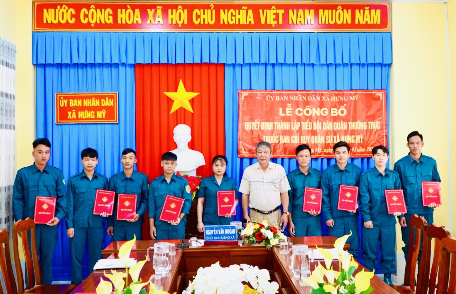 Công bố Quyết định thành lập Tiểu đội dân quân thường trực

