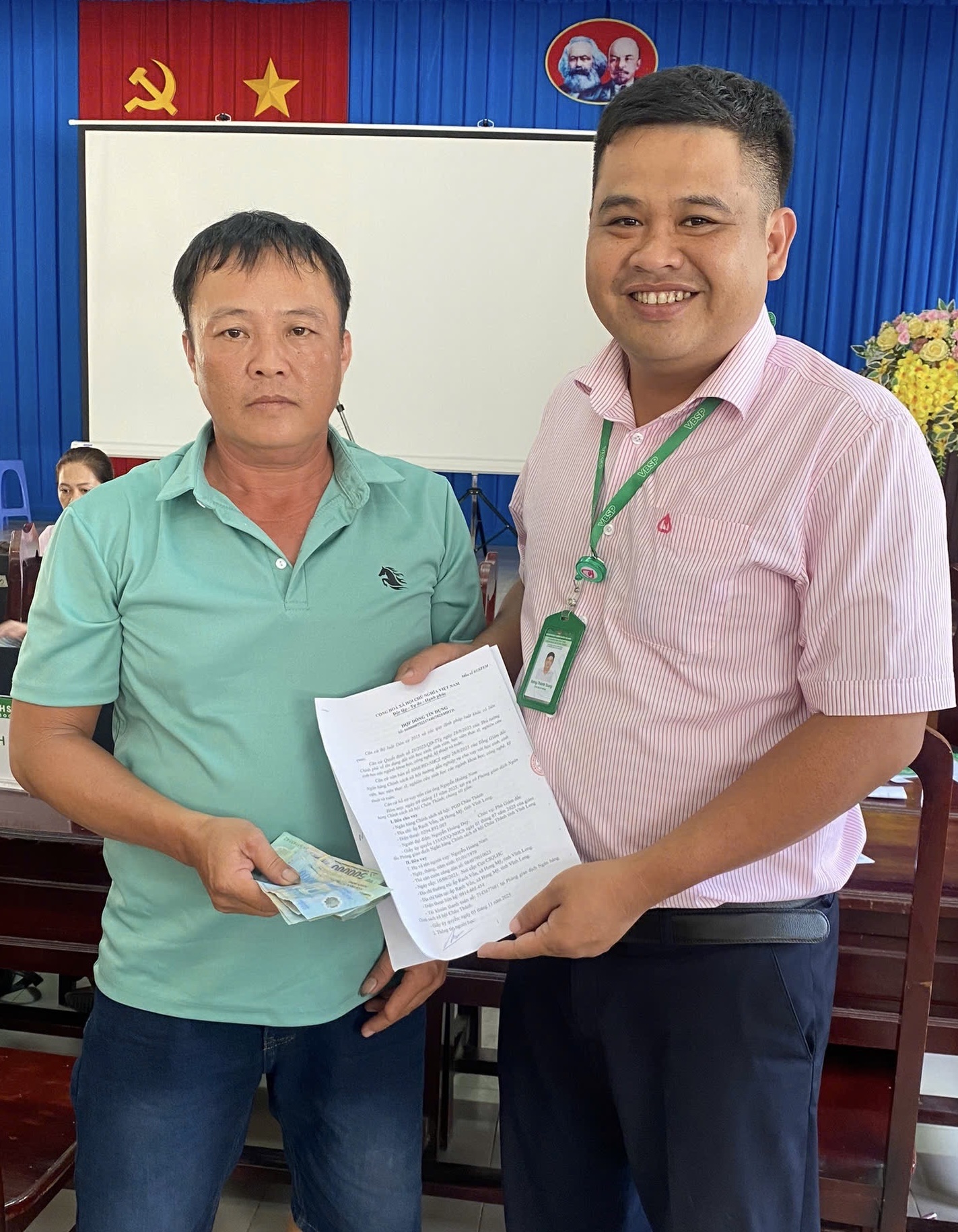 Giải ngân vốn ưu đãi hỗ trợ sinh viên khối ngành STEM yên tâm học tập