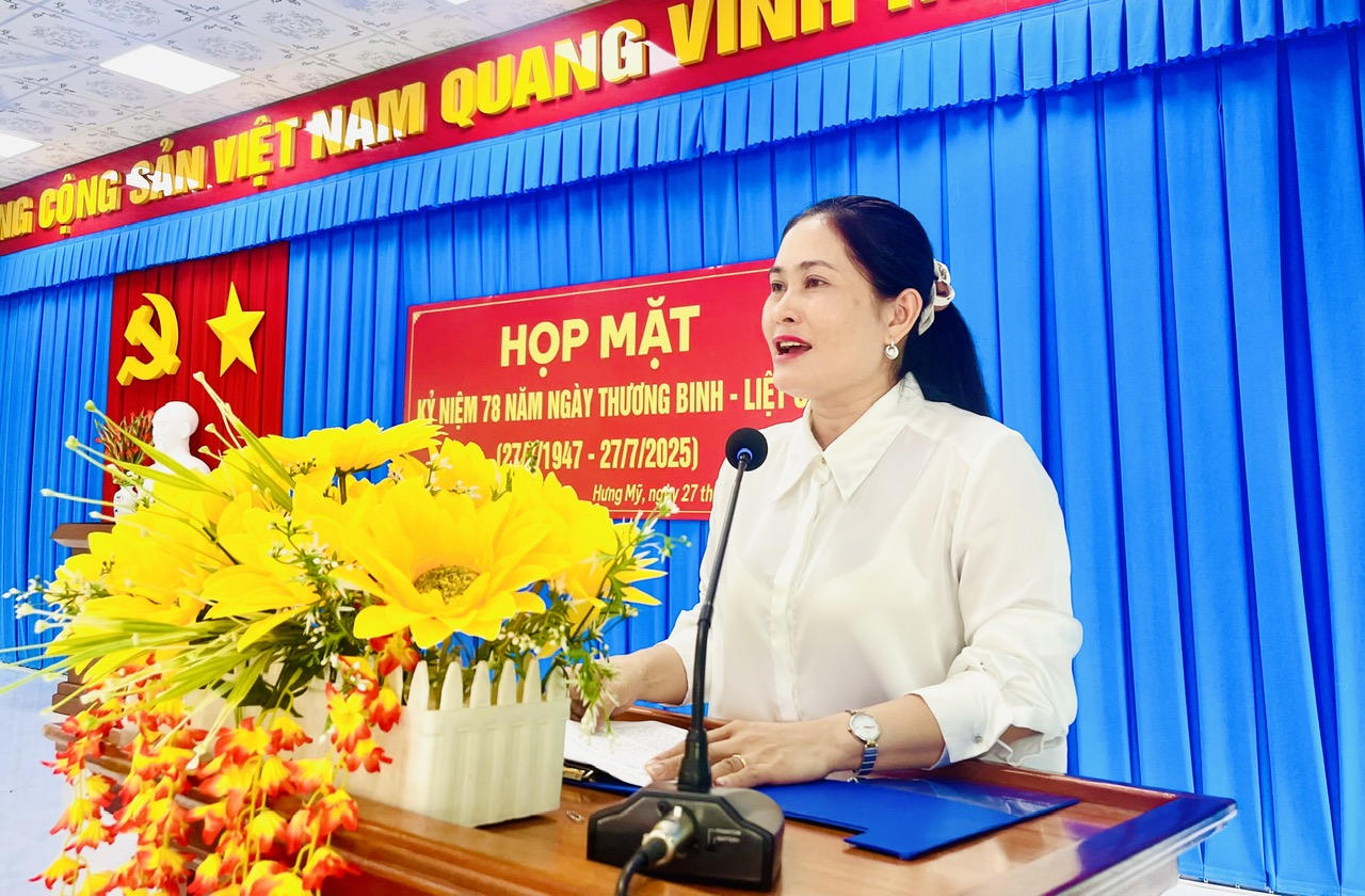 Xã Hưng Mỹ trang trọng tổ chức Họp mặt Kỷ niệm 78 năm Ngày Thương binh - Liệt sĩ (27/7/1947- 27/7/2025): Tri ân và trách nhiệm